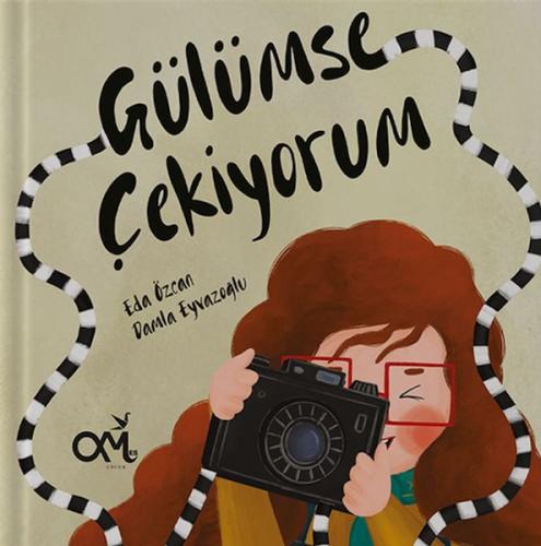 Gülümse Çekiyorum | Kitap Ambarı