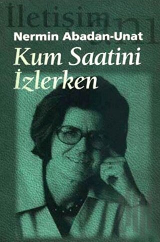 Kum Saatini İzlerken